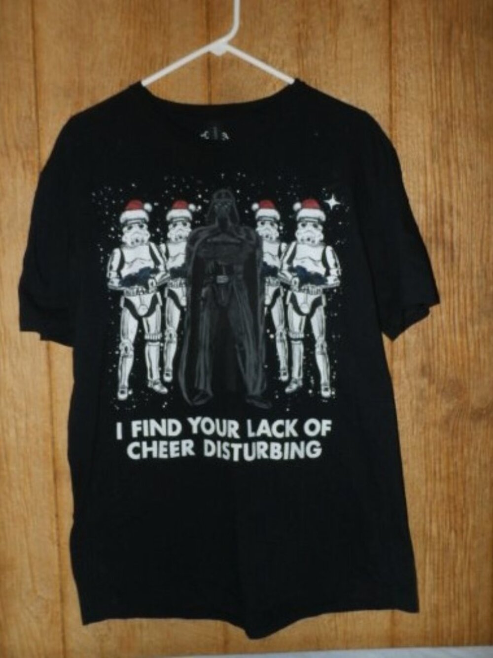 NEW Star Wars Holiday Tee Christmas I Find Your Lack of Cheer Disturbing LG